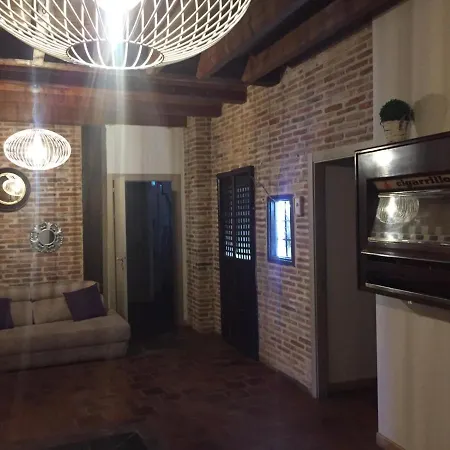 De Miranda Otel 2*