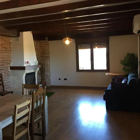 De Miranda 2* Miranda de Azán