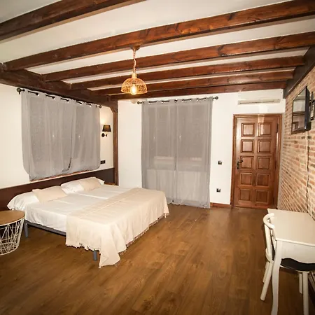 De Miranda Hotel Miranda de Azán