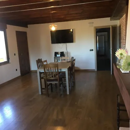 De Miranda 2* Miranda de Azán