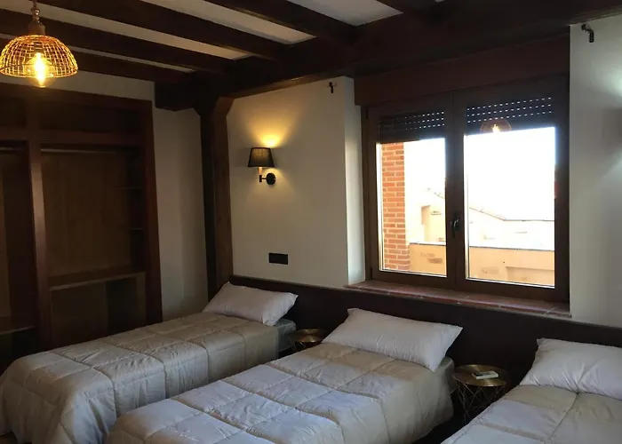 De Miranda Hotel Miranda de Azán