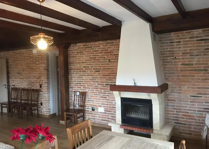 De Miranda 2* Miranda de Azán