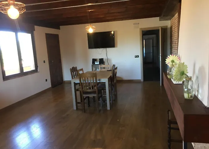 De Miranda 2* Miranda de Azán